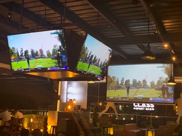 First Class Sport Bar