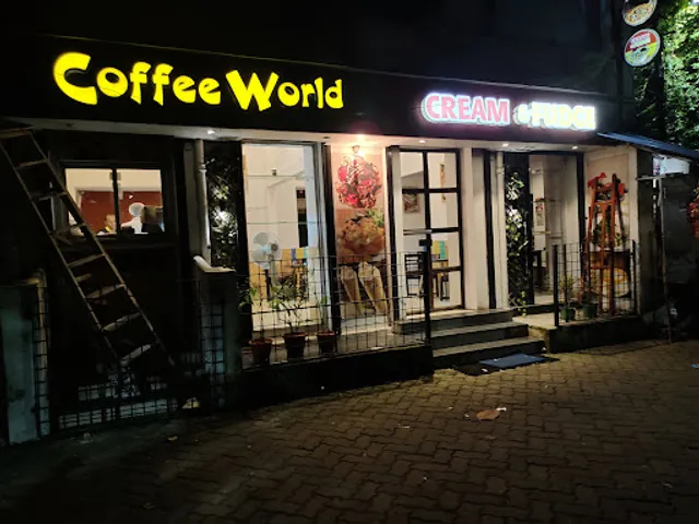 Coffee World Cream and Fudge
