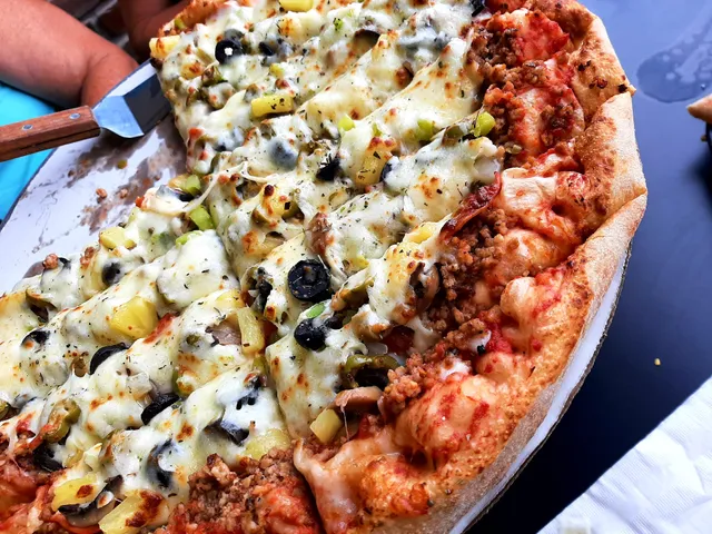 Cranky Hanks Pizza Bank