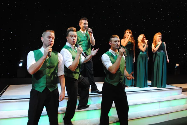 Dublin's Irish Tenors And The Celtic Ladies