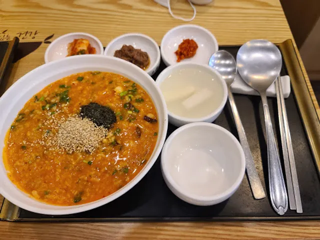 본죽&비빔밥 cafe 상무점