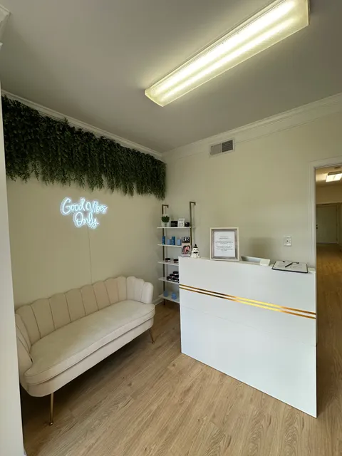 Beauty Room by:JBrows