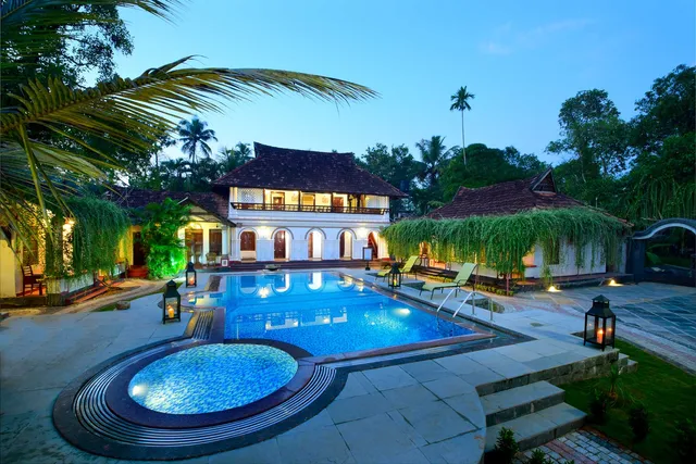 Kumarakom Tharavadu - Heritage Hotel