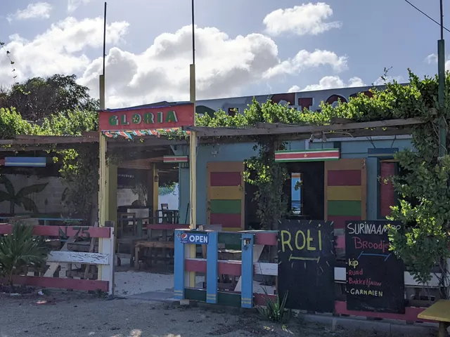 Glory Bar and Restaurant