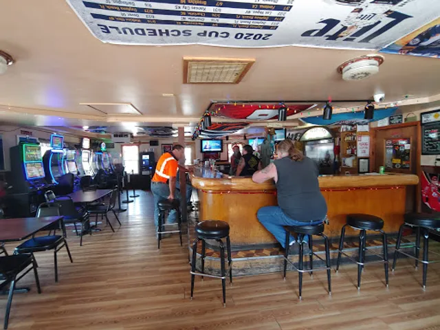 Dead End Bar & Grill