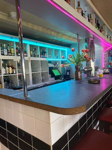 Memoli 25 Cocktailbar