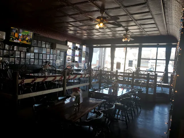 1836 Saloon & Grille