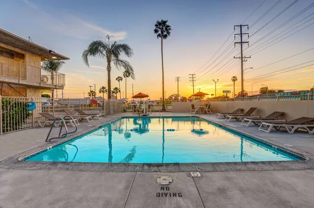 Motel 6 San Bernardino, CA - South