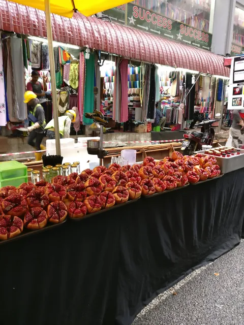 Pasar Malam Jalan TAR