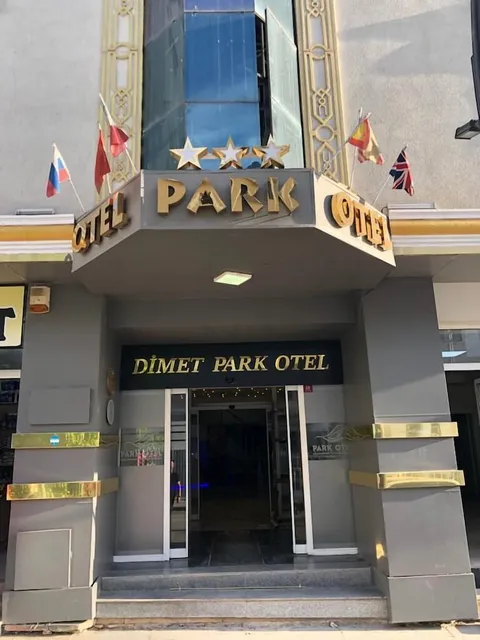 Dimet Park Hotel