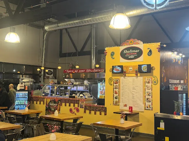 Shalimar Express at Galleria7