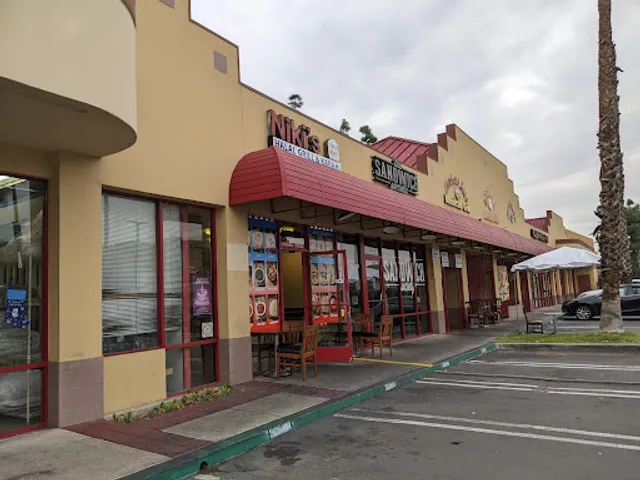 Niki's Halal Grill & Karahi - Authentic Pakistani and Indian Food