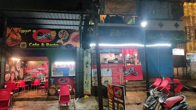 Grand China Resto & Cafe - Darjeeling Resto