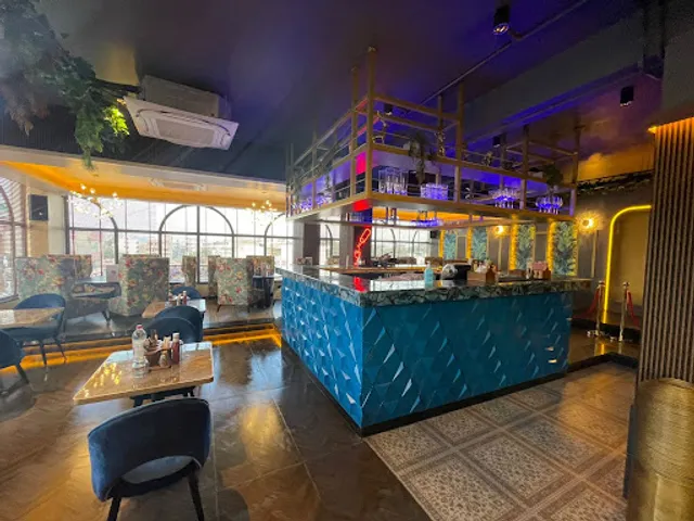 Starving Panda Bistro