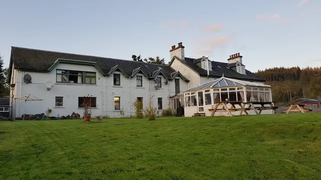 River Black Water Inn cafe and bar