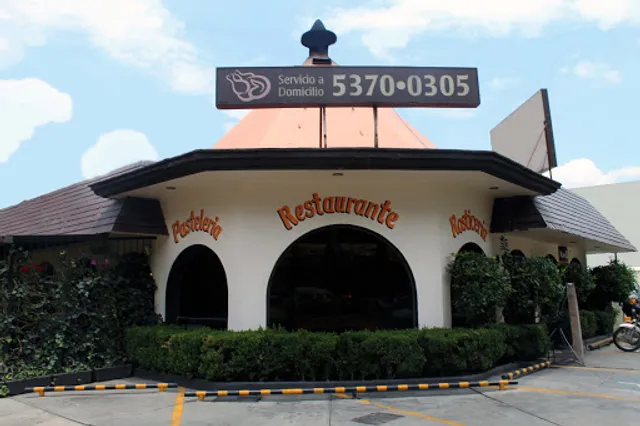 Pollos Río 10 Arboledas