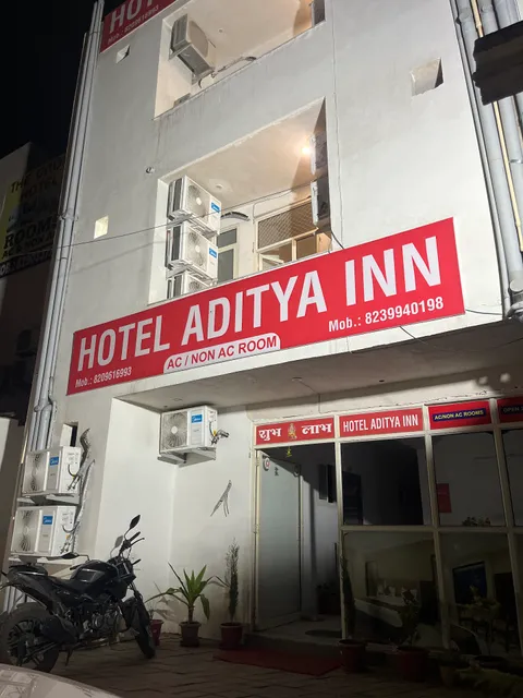 Hotel Aditya Inn