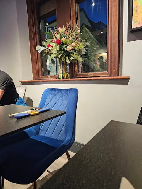 Gin & Sake Bar and Restaurant