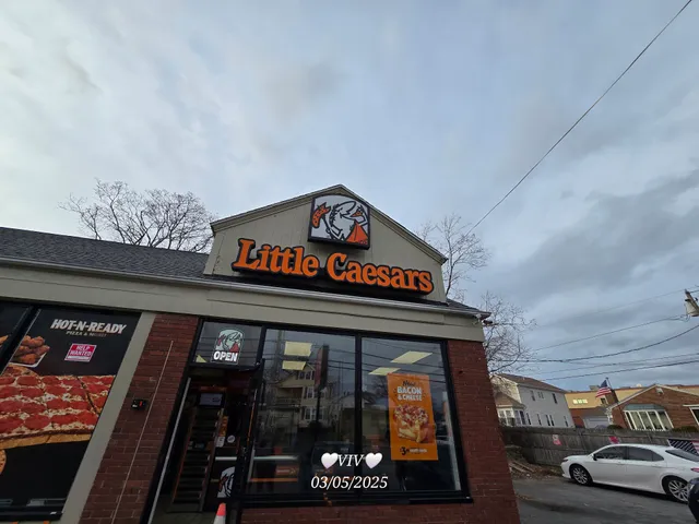 Little Caesars Pizza