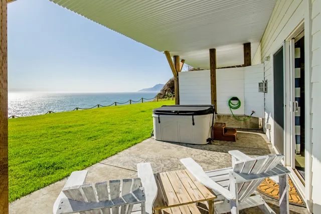 Spyglass Inn at Shelter Cove