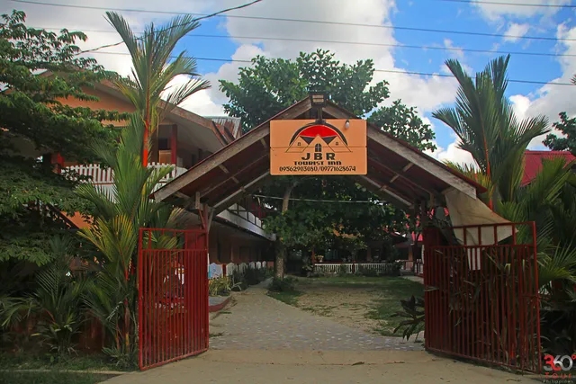 JBR Tourist Inn