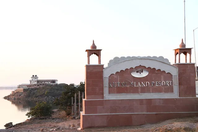 Kutni Island Resort