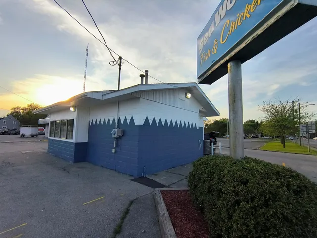 Sea World Fish & Chicken