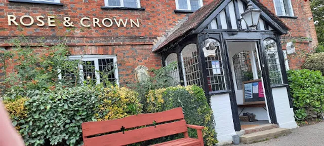 Rose & Crown Tewin