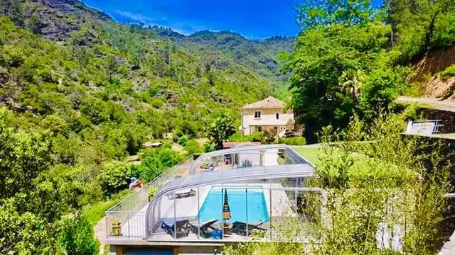 Le Massoulier Gîte de caractère:Piscine couverte Parc naturel Cévennes (Anduze,Saint jean du Gard)