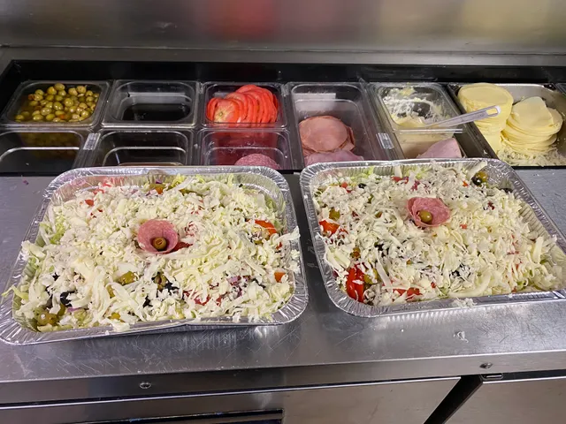 Pucillo’s Pizza & Subs