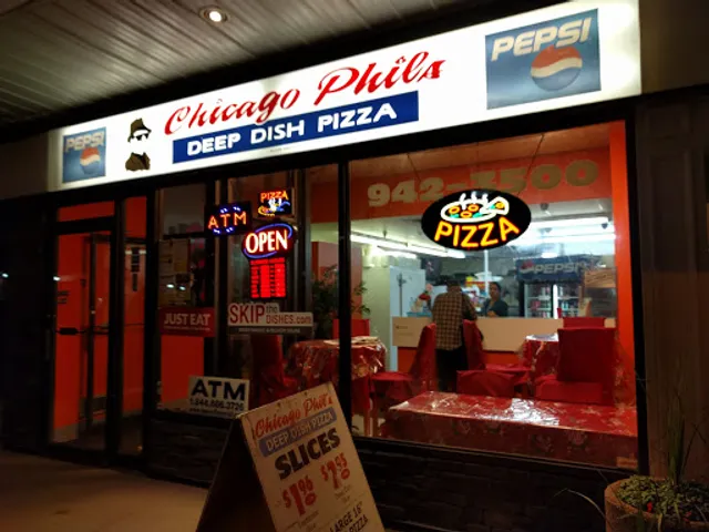 Chicago Phils Pizza