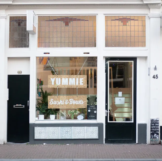 45 Yummie Sushi & Bowls
