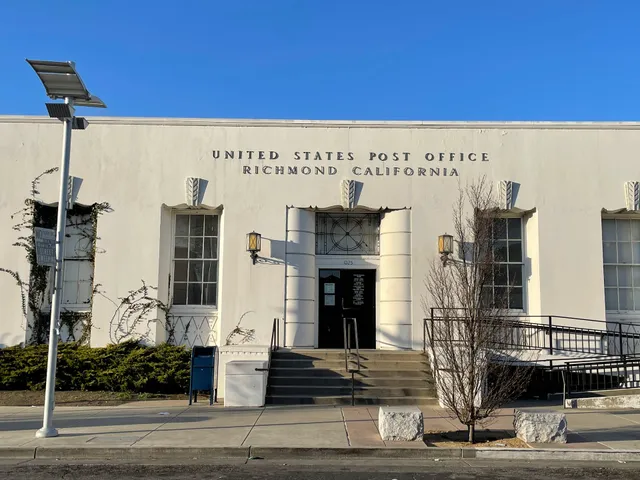 Richmond Post Office