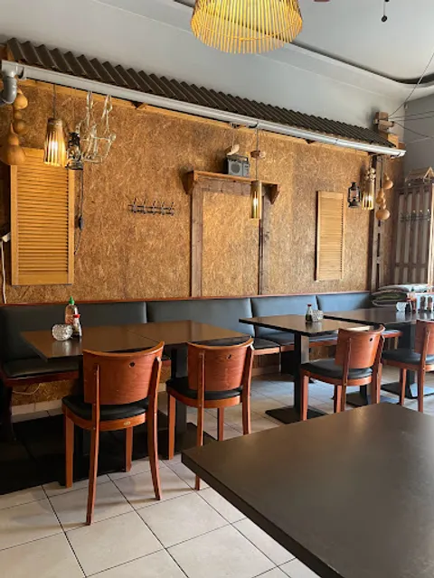 Viet Nam & Sushi Bar