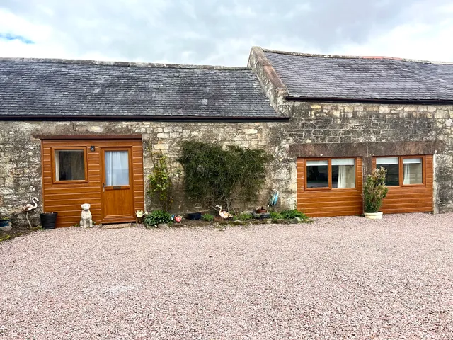 Lochside Shepherds Huts & Holiday Cottages