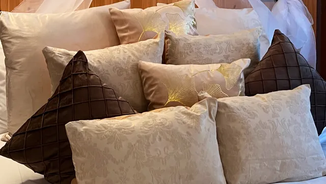 Dormi nella SPA con letto ad acqua, sauna, idromassaggio, doccia emozionale e kneipp