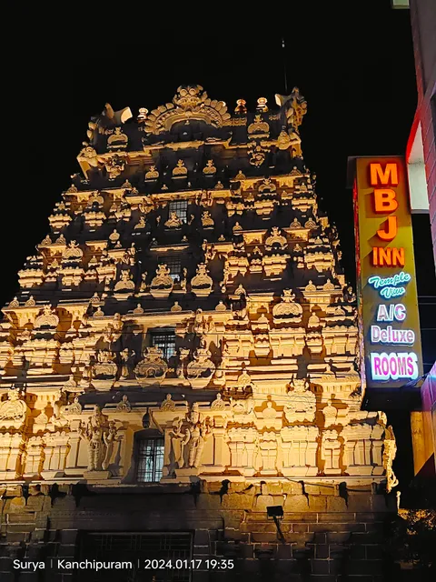 Hotel MBJ Inn - Temple View