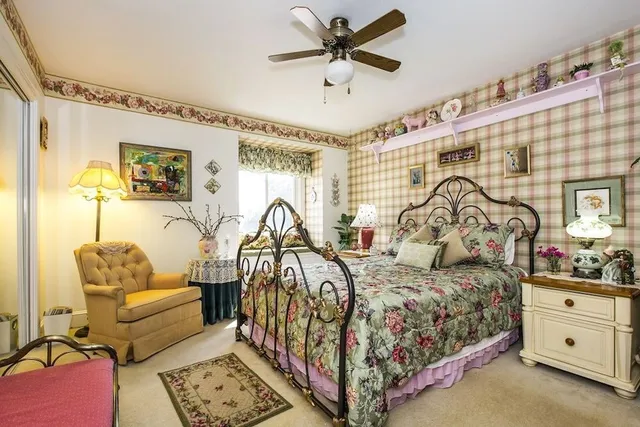 Matthews Manor Bed & Breakfast