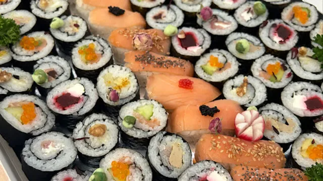 Sushis en folie Cahors Terre Rouge