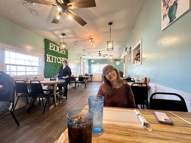 Eddy's Kitchen Family Restaurant LLC