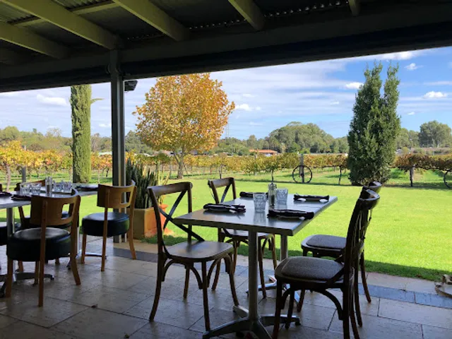 Pinelli Estate Winery Restaurant