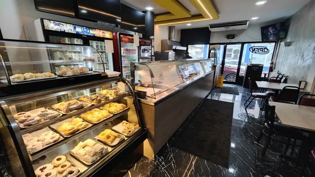 Alezia Panadería y Repostería