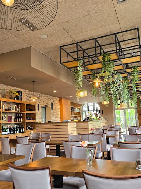 KINGKAI Asia-Sushi Restaurant & Biergarten