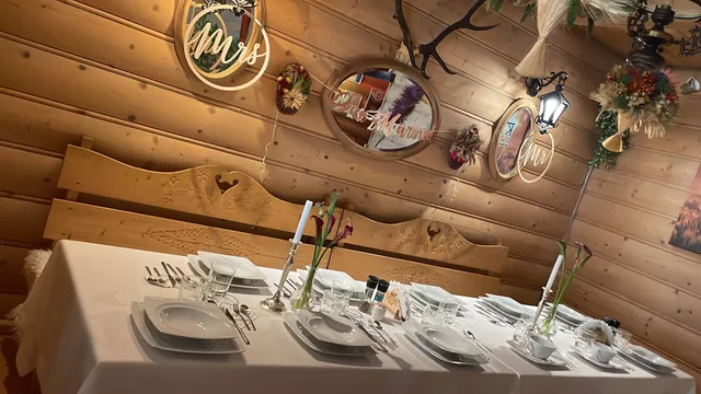 Pools Restaurant Polski Stół