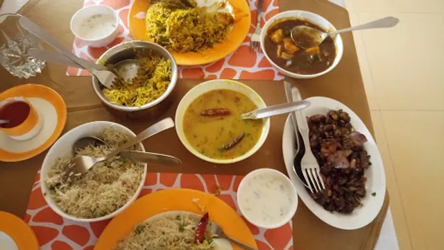 Tangerine Cafe Lounge