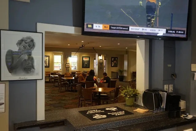 Sportsmen's Club Hotel