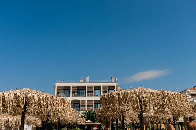 Sunday Boutique Hotel/Restaurant