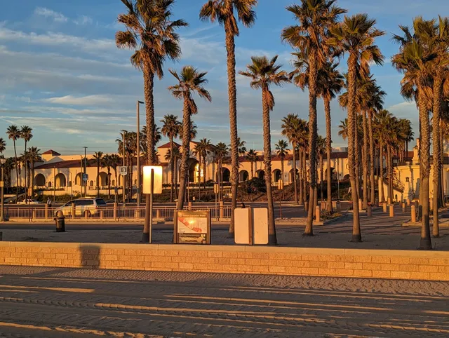 Huntington Beach Coal Fire Pits