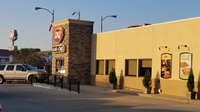 Dairy Queen Grill & Chill