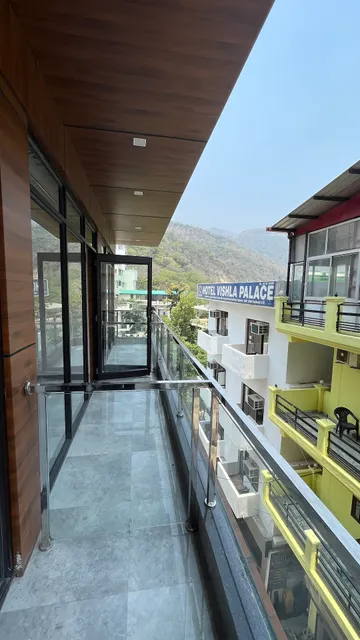 HOG - House of Gypsy